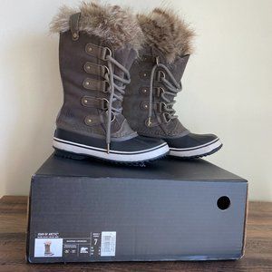 NIB Sorel Joan of Arctic boots MUST GO